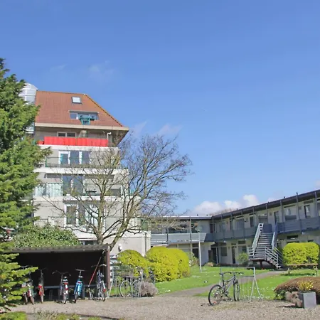 Apartment 't Schelpje With Free Parking *