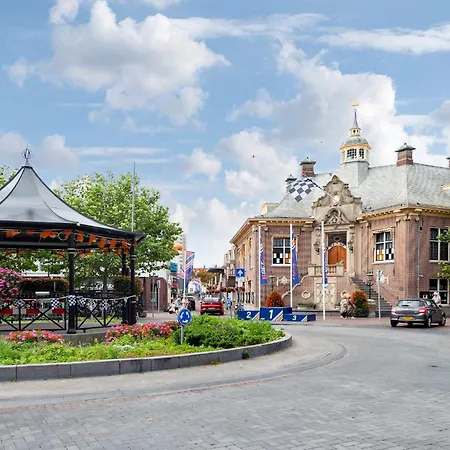 't Schelpje With Free Parking ザントフォールト