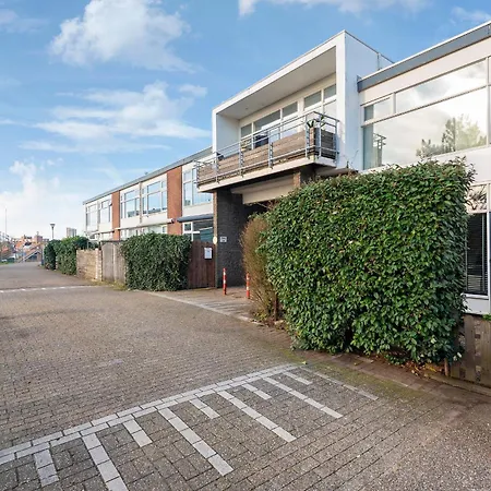 Διαμέρισμα 't Schelpje With Free Parking *