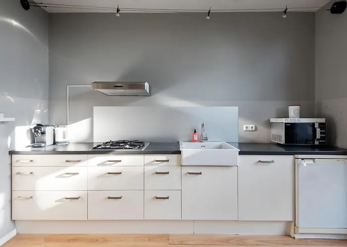 't Schelpje With Free Parking *