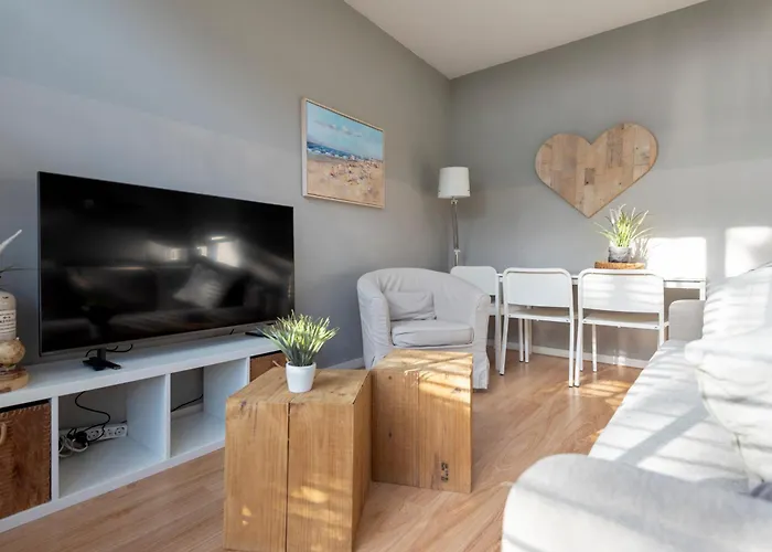 아파트 't Schelpje With Free Parking 잔드보르트