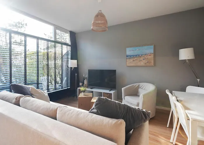 't Schelpje With Free Parking 아파트 잔드보르트