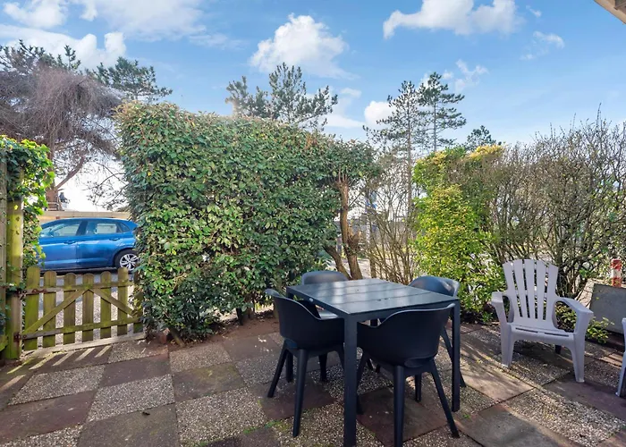 't Schelpje With Free Parking 아파트 잔드보르트