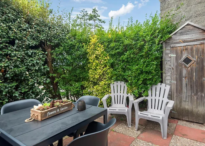 't Schelpje With Free Parking 아파트 *