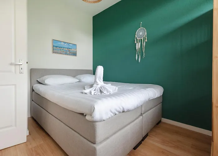 't Schelpje With Free Parking 아파트 *