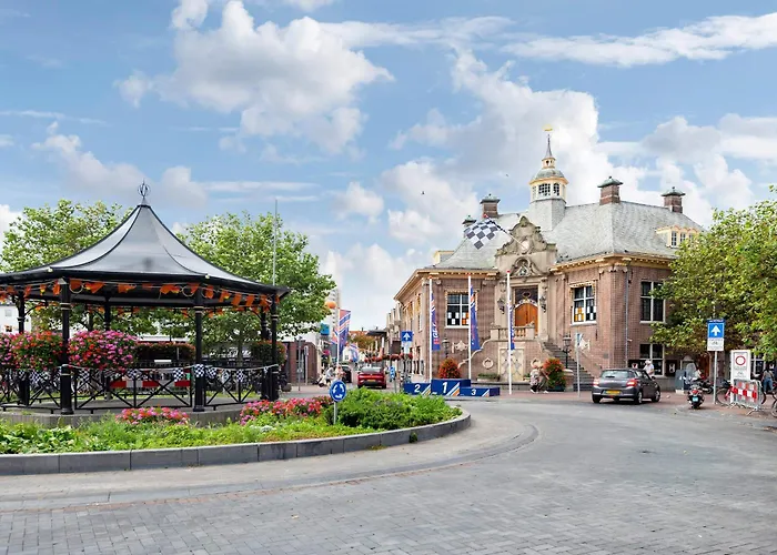 't Schelpje With Free Parking 잔드보르트