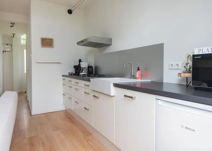 아파트 't Schelpje With Free Parking *